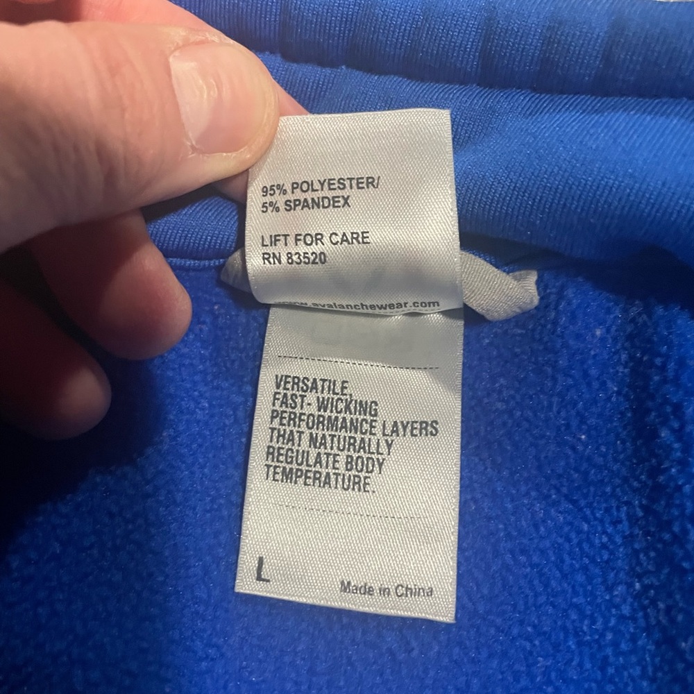 Avalanche Performance Half Zip Lined Pull Over At… - image 5